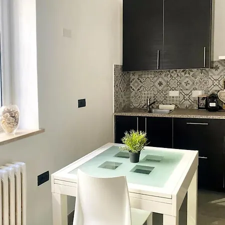 Lemon Tree 400 Mt Dal Mare Apartament