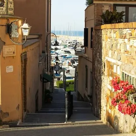 Lemon Tree 400 Mt Dal Mare Apartament *